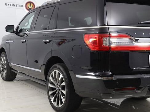 Used 2021 Lincoln Navigator Reserve w/ Luxury Package AWD/4WD image 27
