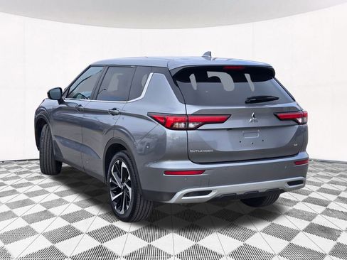 Used 2024 Mitsubishi Outlander SE image 22
