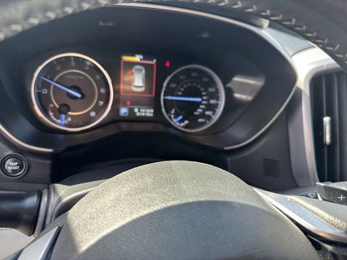 Used 2022 Subaru Ascent Limited image 18