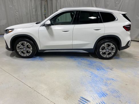 Used 2025 BMW X1 xDrive28i w/ Technology Package image 4