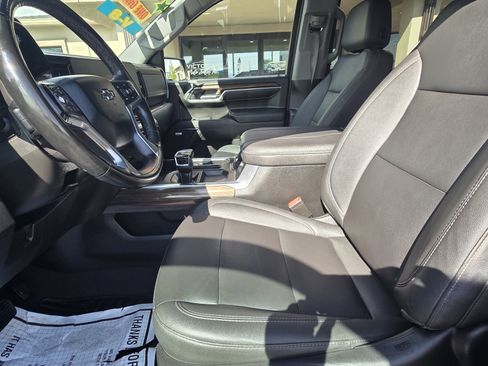 Used 2023 Chevrolet Silverado 1500 RST w/ Convenience Package II AWD/4WD image 13