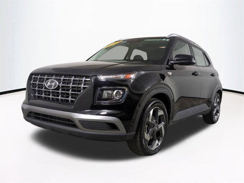 Used 2023 Hyundai Venue SEL w/ Cargo Package image 8