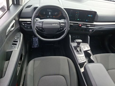 Used 2026 Kia Sportage LX w/ LX Convenience Package AWD/4WD image 11