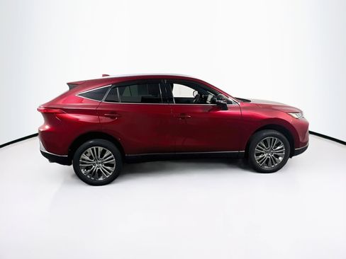 Used 2022 Toyota Venza XLE AWD/4WD image 4