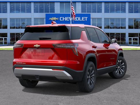 New 2026 Chevrolet Equinox LT w/ Convenience Package II image 4