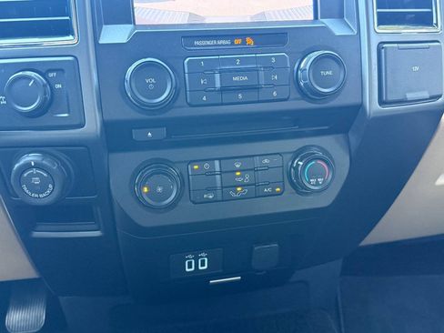 Used 2018 Ford F150 XLT w/ Equipment Group 301A Mid RWD image 40