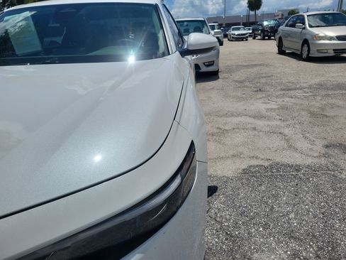 Used 2023 Honda Accord EX image 4