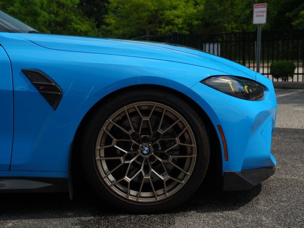 Used 2025 BMW M4 CS AWD/4WD image 28