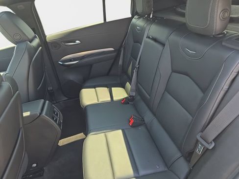 Used 2024 Cadillac XT4 Premium Luxury AWD/4WD image 17
