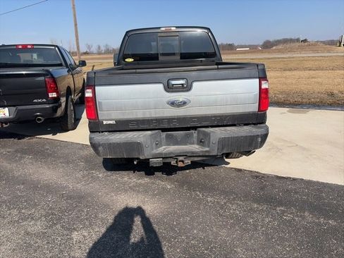 Used 2015 Ford F250 Platinum image 4