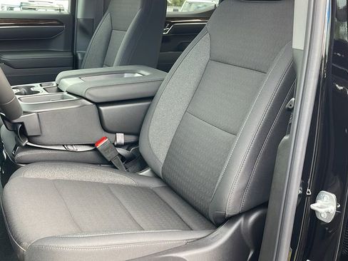 New 2026 GMC Sierra 1500 Elevation image 10