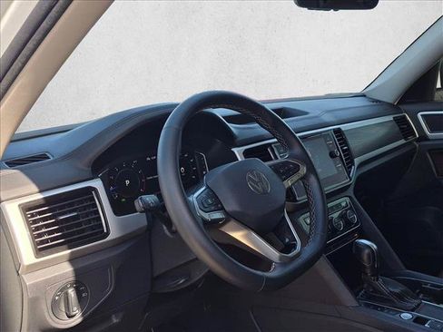 Used 2022 Volkswagen Atlas SE FWD image 8
