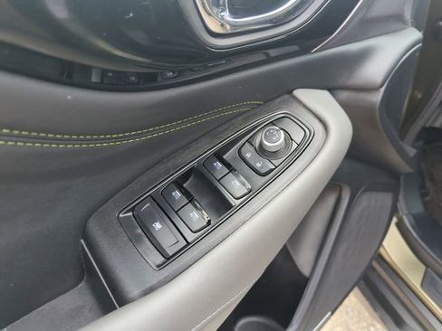 Used 2025 Subaru Outback Onyx Edition AWD/4WD image 16