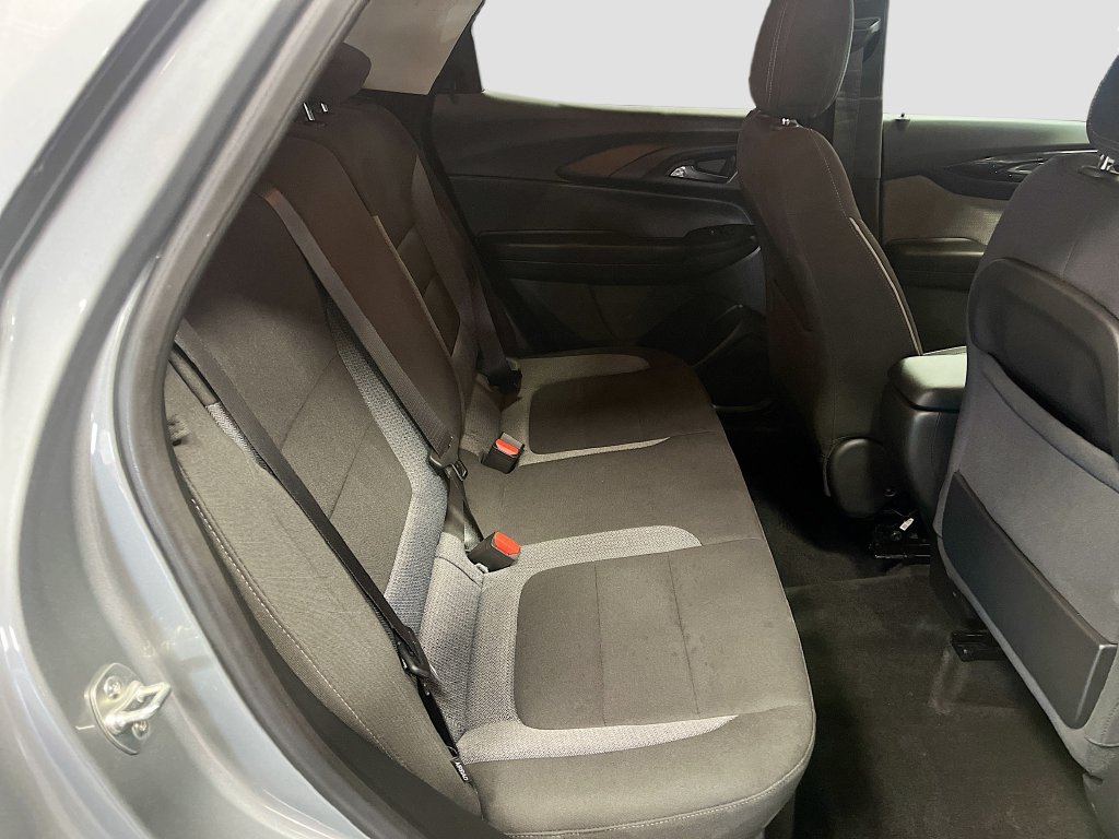 Used 2024 Chevrolet TrailBlazer LT w/ Driver Confidence Package AWD/4WD image 24