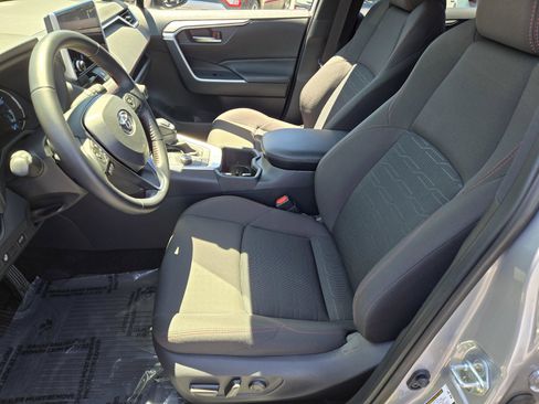 Used 2025 Toyota RAV4 SE w/ Weather & Moonroof Package AWD/4WD image 15