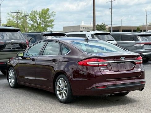 Used 2017 Ford Fusion SE w/ Fusion SE Technology Package FWD image 37