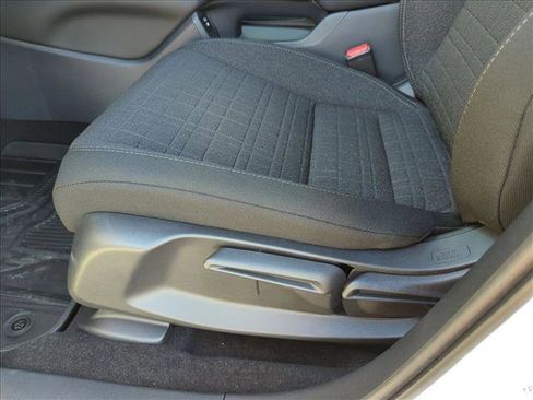 New 2026 Honda HR-V LX image 4