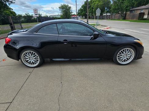 Used 2010 INFINITI G37 Convertible w/ Premium Pkg RWD image 6