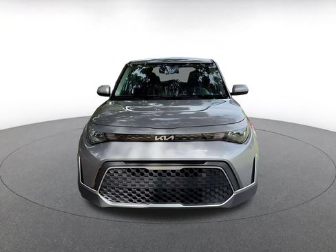 Used 2025 Kia Soul LX w/ LX Technology Package FWD image 4