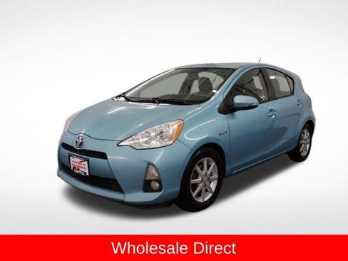 Used 2012 Toyota Prius C One image 5