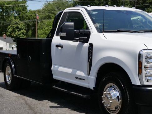 Used 2024 Ford F350 XL RWD image 13