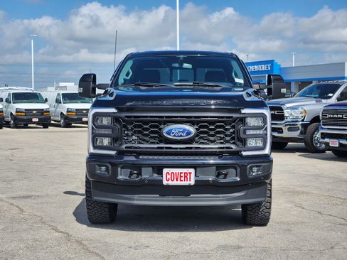 Used 2023 Ford F250 Lariat w/ Lariat Ultimate Package AWD/4WD image 2