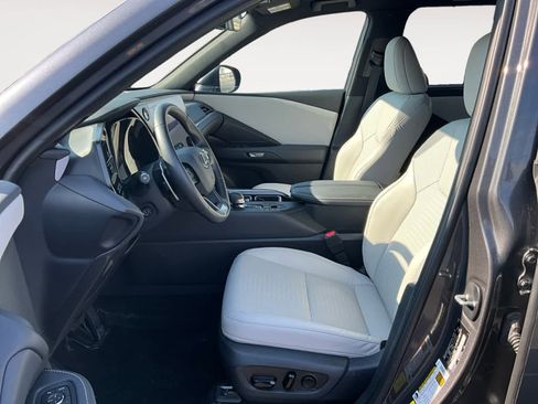 Used 2024 Lexus TX 350 AWD w/ Cold Weather Package image 11