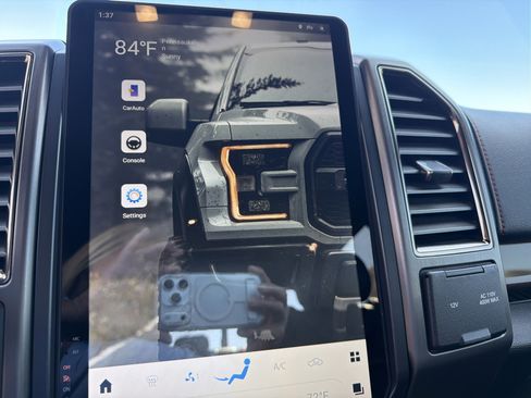 Used 2018 Ford F150 Raptor w/ Equipment Group 802A Luxury image 30