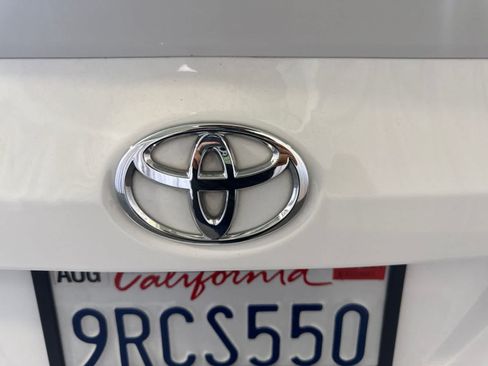 Used 2015 Toyota Corolla S FWD image 13