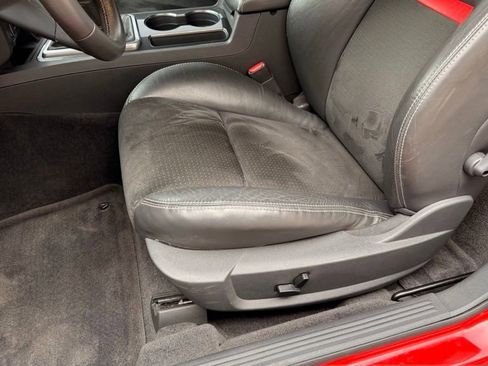Used 2010 Dodge Challenger SRT8 RWD image 21