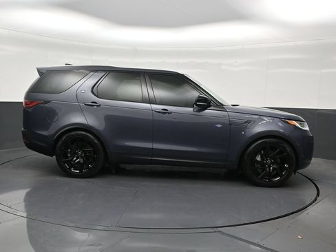 Used 2024 Land Rover Discovery S AWD/4WD image 6