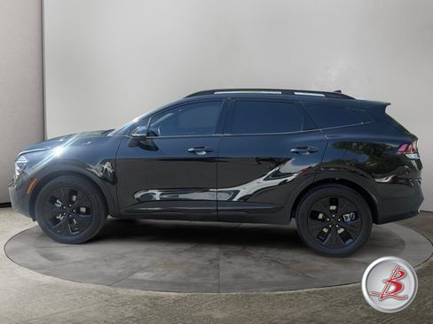 Used 2025 Kia Sportage X-Line AWD/4WD image 4