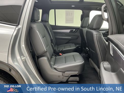 Used 2025 Buick Enclave Sport Touring w/ Power Package image 23