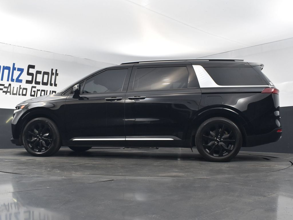 Used 2022 Kia Carnival SX FWD image 19