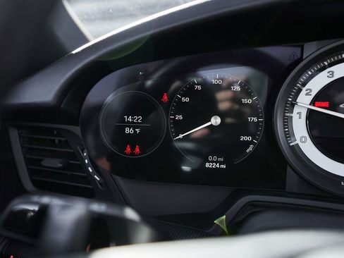 Used 2024 Porsche 911 Carrera GTS w/ Premium Package image 50