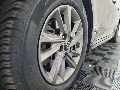 Used 2020 Kia Optima LX FWD image 31