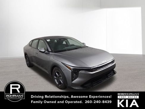Certified 2025 Kia K4 LXS image 4