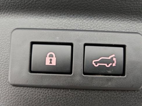 Used 2024 Subaru Forester Sport image 33