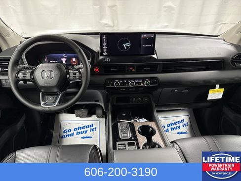 New 2026 Honda Pilot Elite image 13