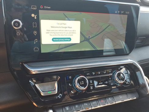 Used 2024 GMC Sierra 2500 Denali w/ Denali Reserve Package image 25