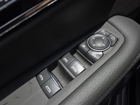 New 2026 GMC Yukon XL Denali w/ Denali Reserve Package AWD/4WD image 12