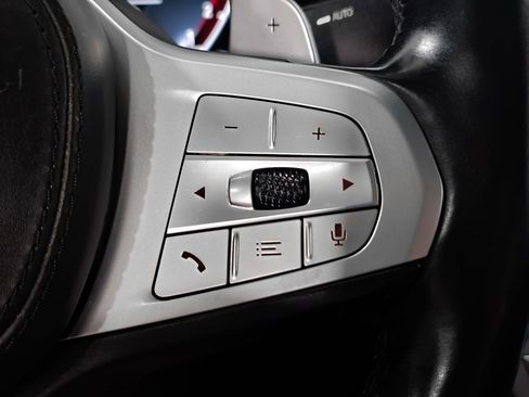 Used 2020 BMW 740i xDrive w/ M Sport Package image 23