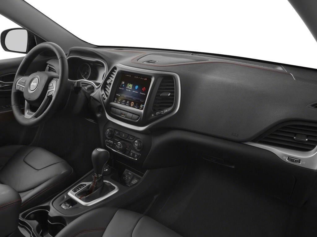 Used 2018 Jeep Cherokee Trailhawk w/ Quick Order Package 27L AWD/4WD image 40