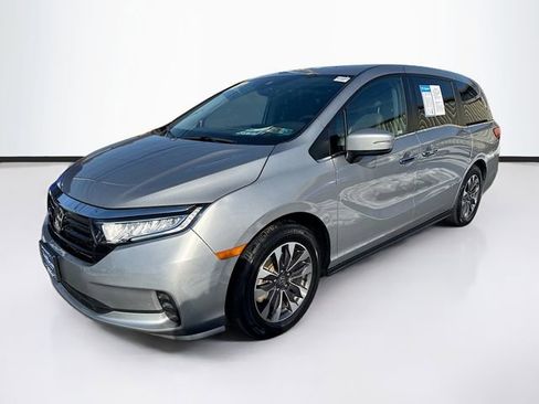 Used 2024 Honda Odyssey EX-L image 3