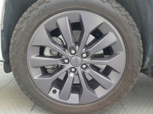 Used 2020 Jeep Cherokee High Altitude image 31