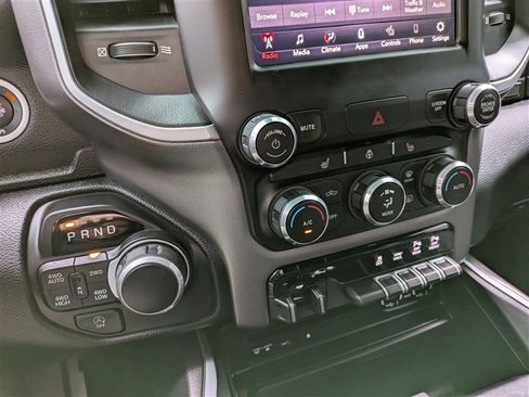 Used 2019 RAM 1500 Big Horn image 27