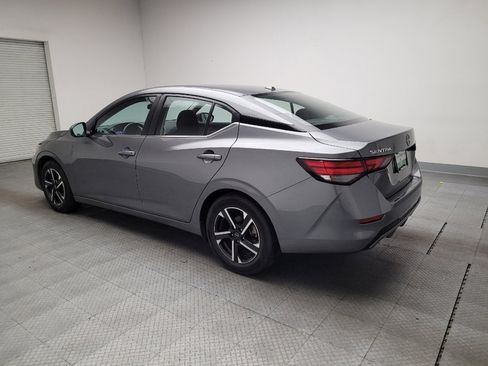 Used 2025 Nissan Sentra SV image 3