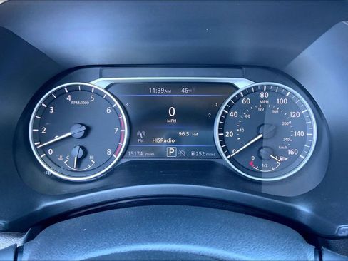 Used 2025 Nissan Sentra SR image 10