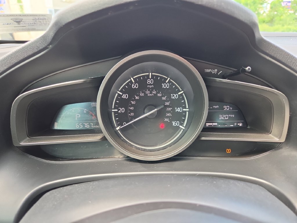 Used 2018 MAZDA MAZDA3 Sport w/ Preferred Equipment Package FWD image 29