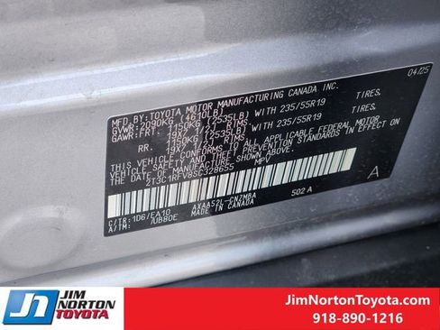 Used 2025 Toyota RAV4 XLE Premium FWD image 34